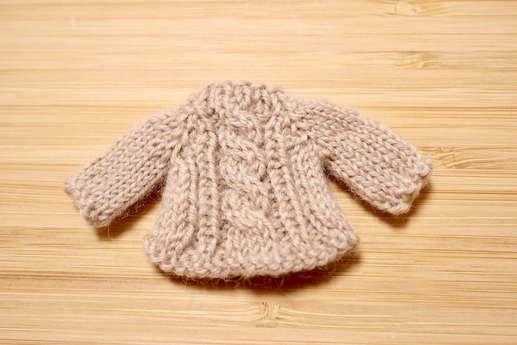 セーター アラン模様編み(ねんどろいどどーる)