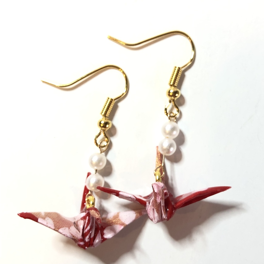 【一点もの】 『鶴の故郷』 美濃和紙 折り鶴 ピアス イヤリング | レッド