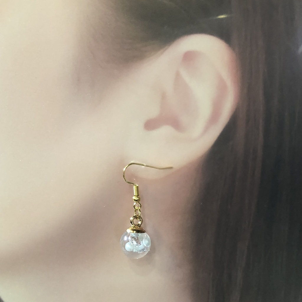 『水の音』 ガラスドーム レジン ピアス イヤリング | クリア