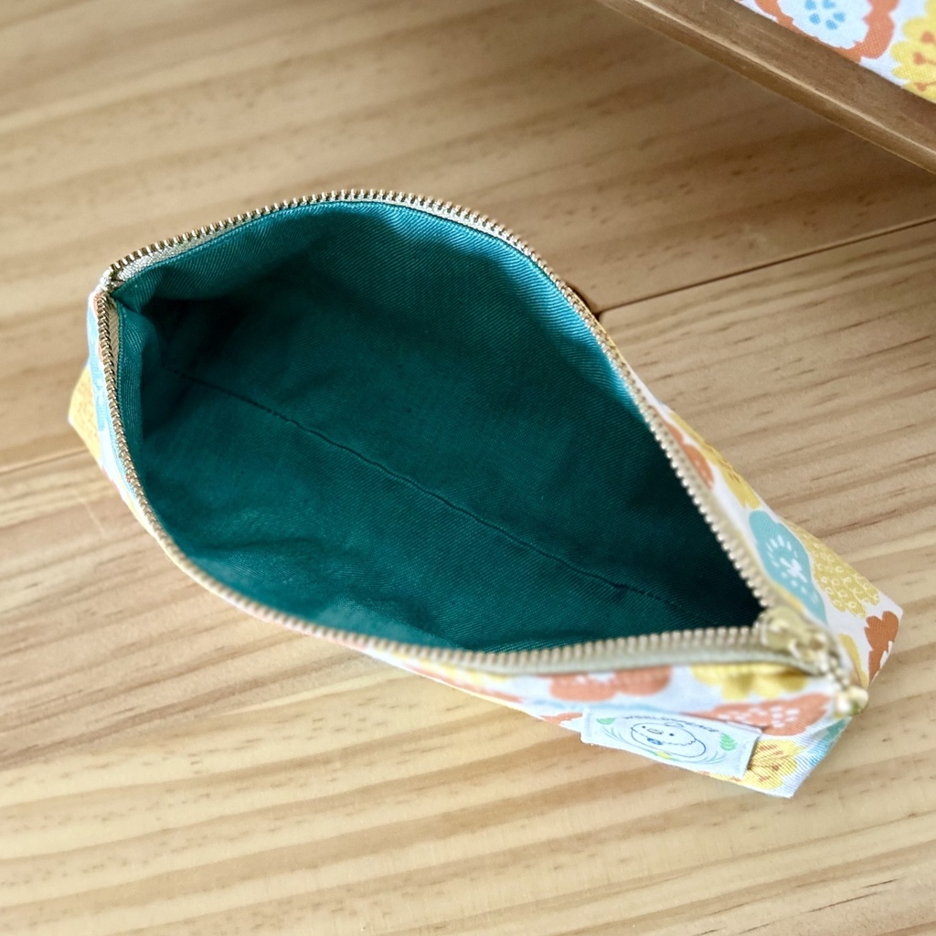 【ハンドメイド】三角ペンケース