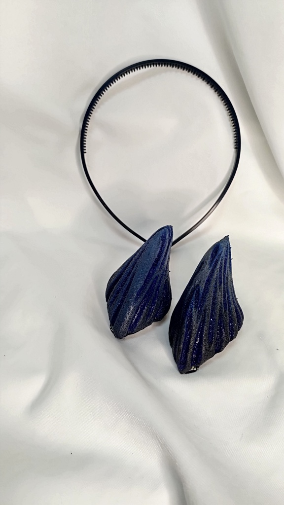 角カチューシャ