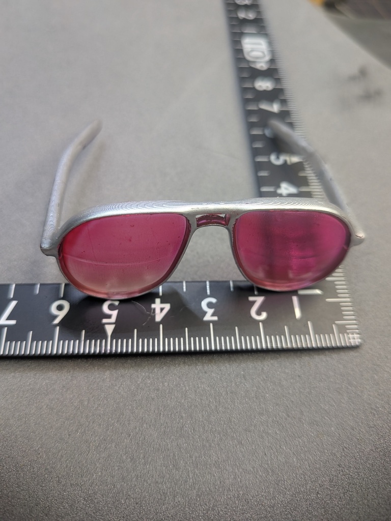 ぬい用ティアドロップサングラス