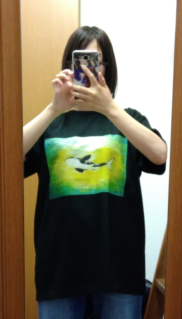 シャチTシャツ