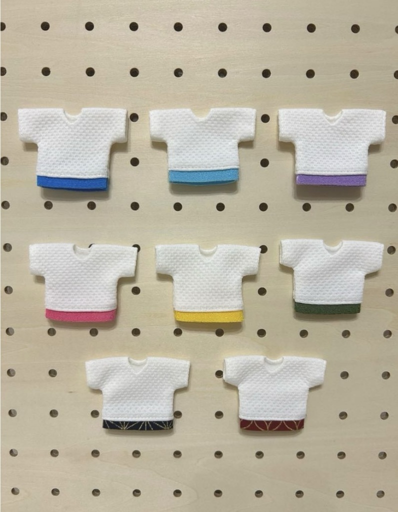 ねんどろいどどーる　お試し　ＶネックTシャツ