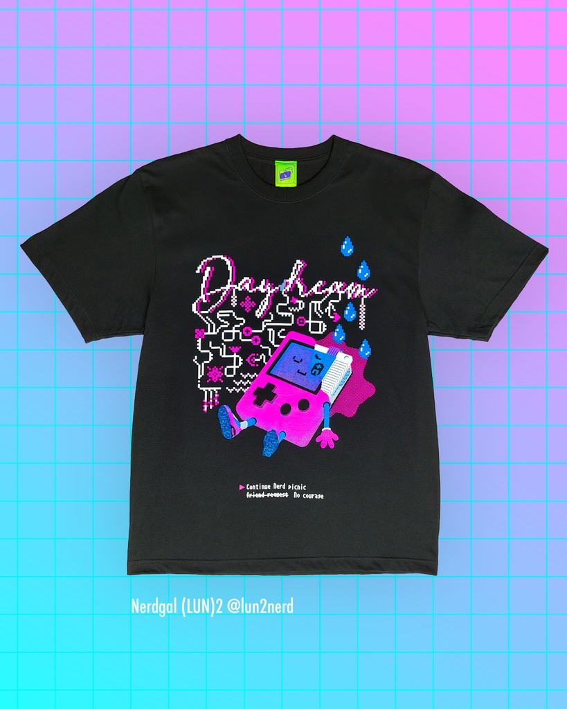 ゲームボーイの白昼夢 neon pink Tシャツ