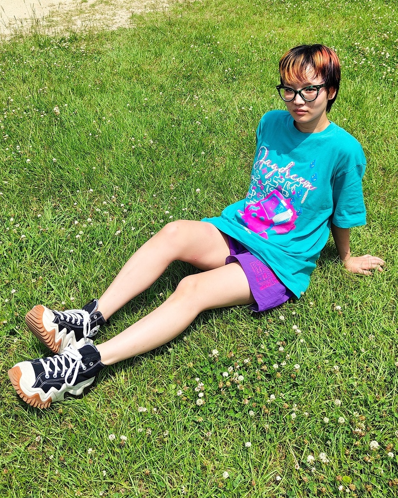 ゲームボーイの白昼夢 haze green Tシャツ