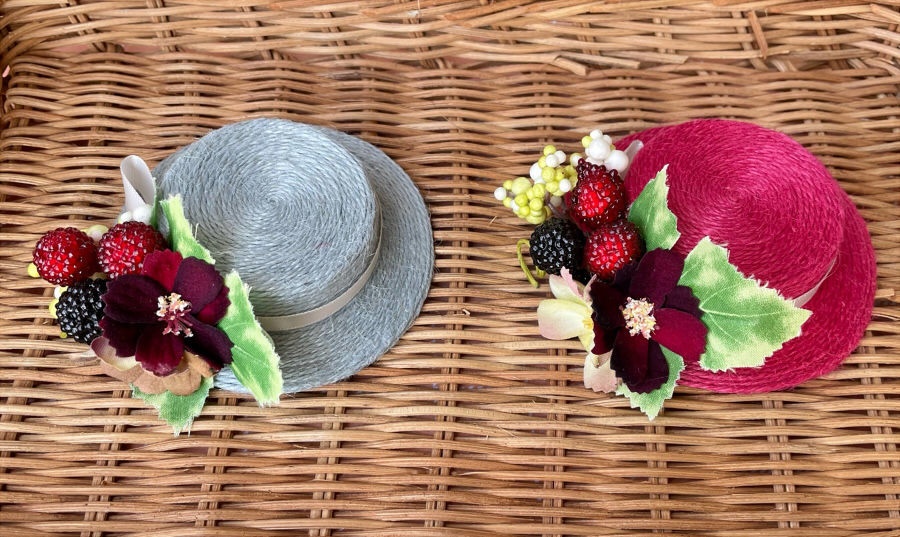 ベリーとお花の帽子