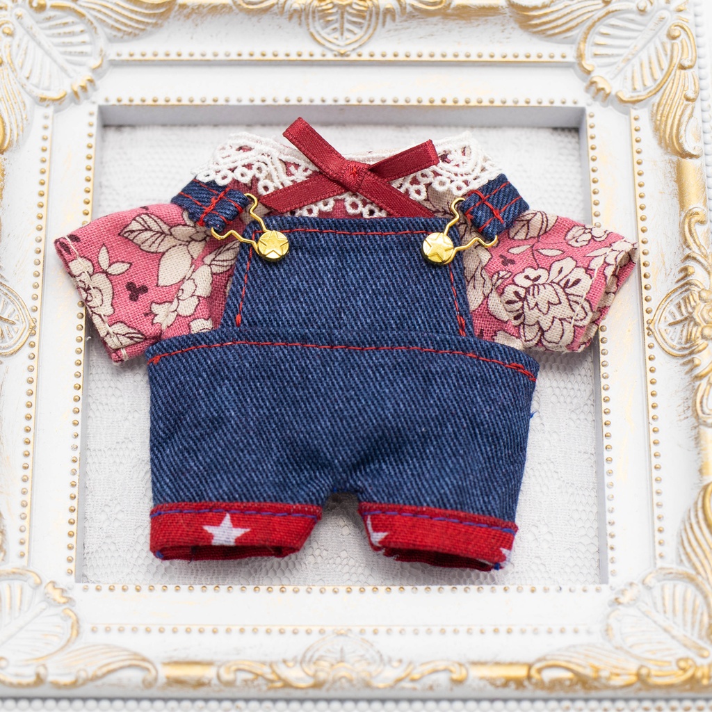 花柄シャツ&デニムサロペット