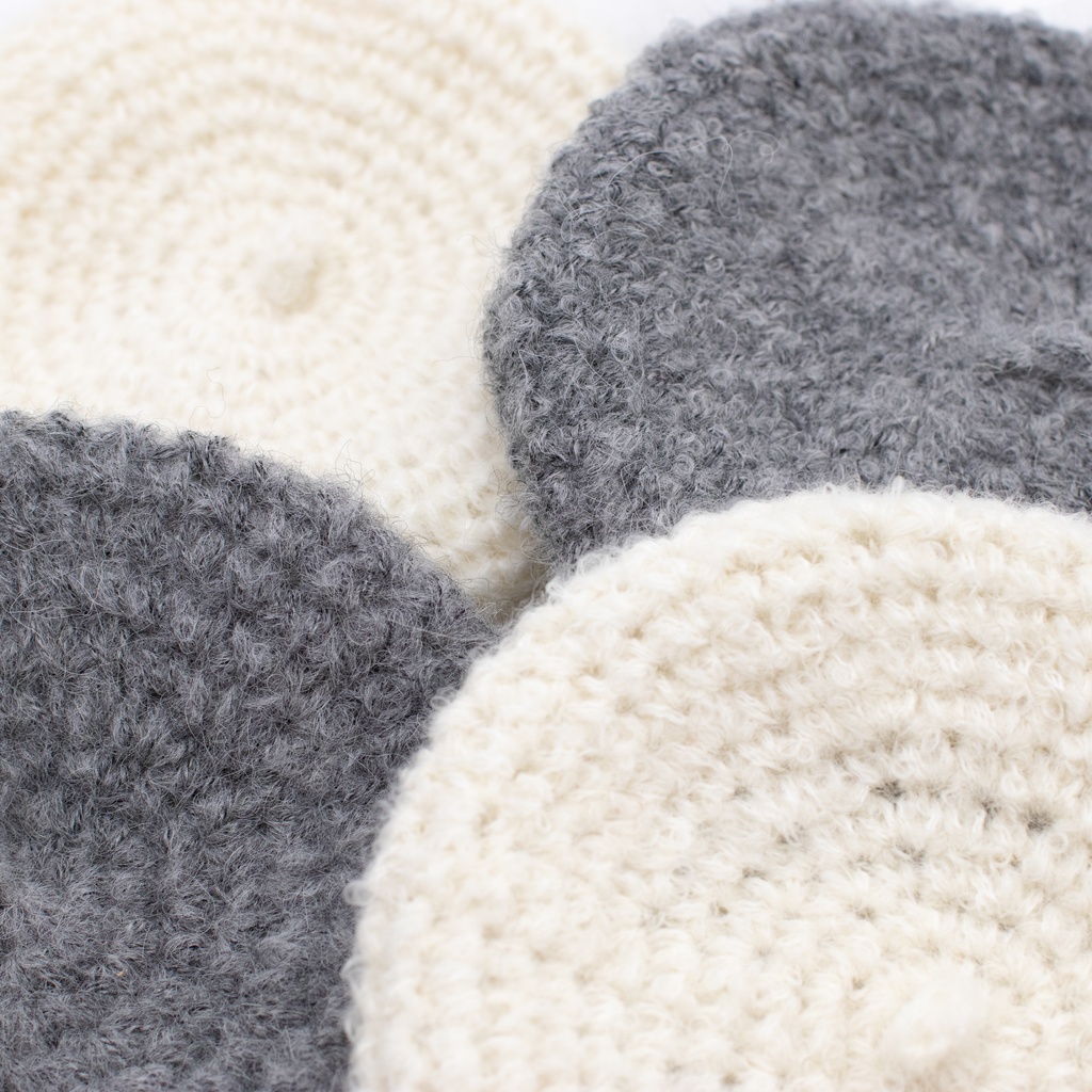 ふわふわニットベレー帽