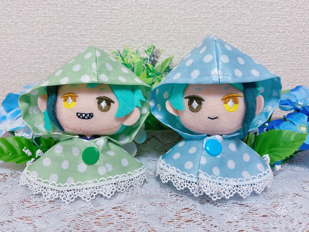 水玉レインコート