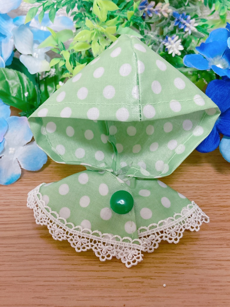 水玉レインコート