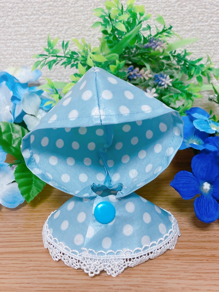 水玉レインコート