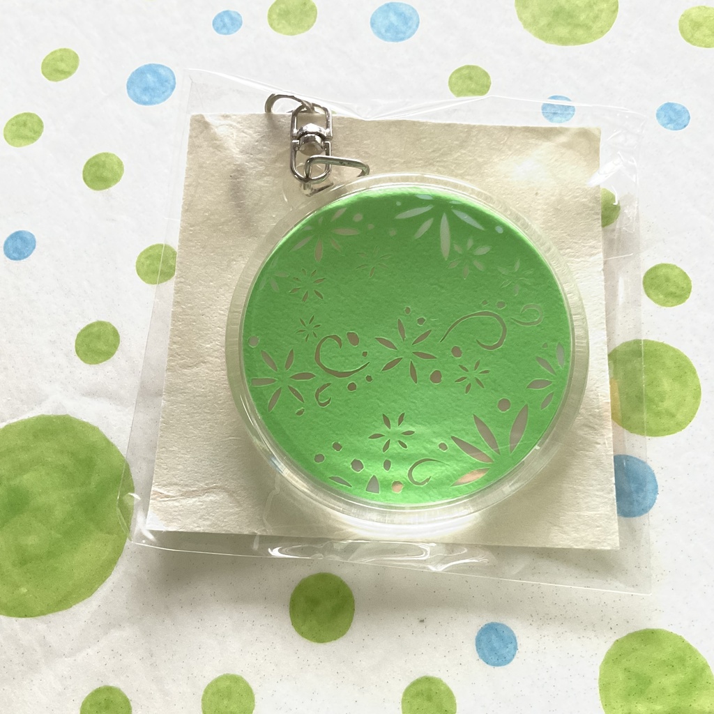 切り絵キーホルダー(黄緑)