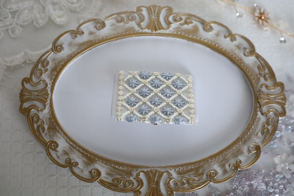 アクア FEif イメージ ポニーフック インド刺繍リボン