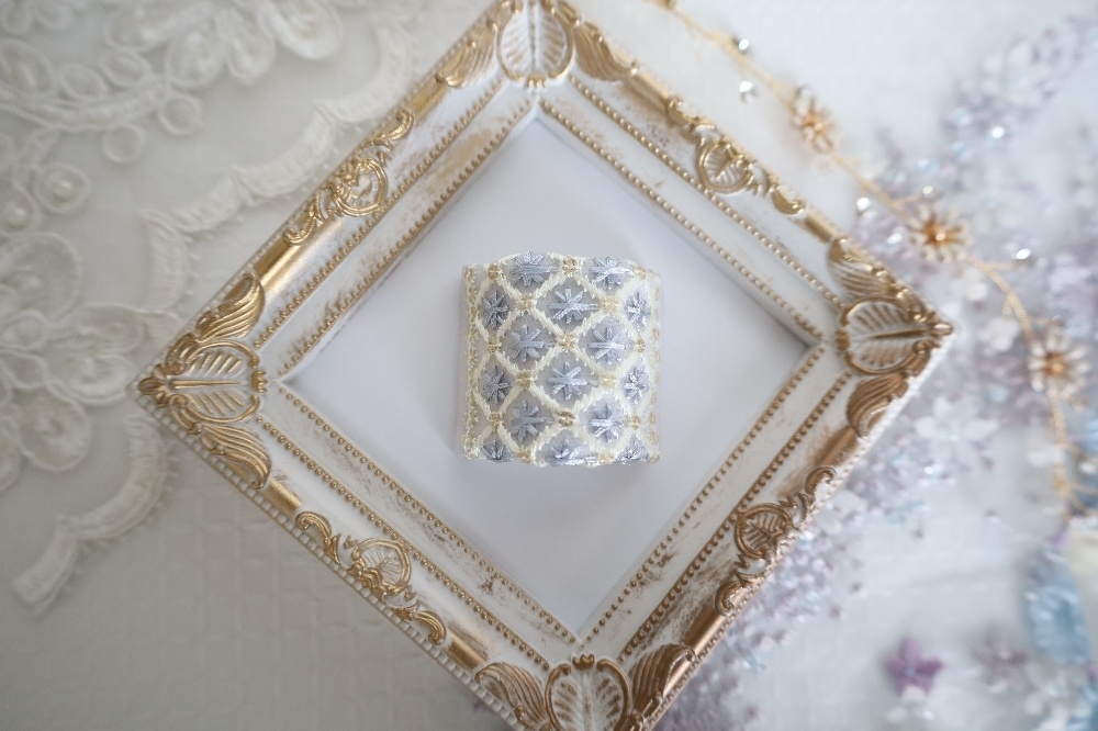 アクア FEif イメージ ポニーフック インド刺繍リボン