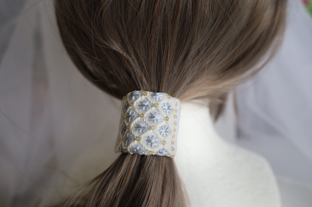 アクア FEif イメージ ポニーフック インド刺繍リボン