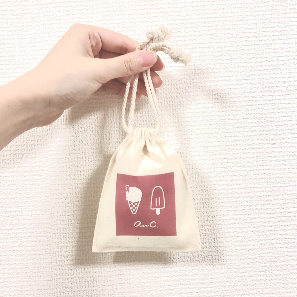 GO 巾着小物入れ