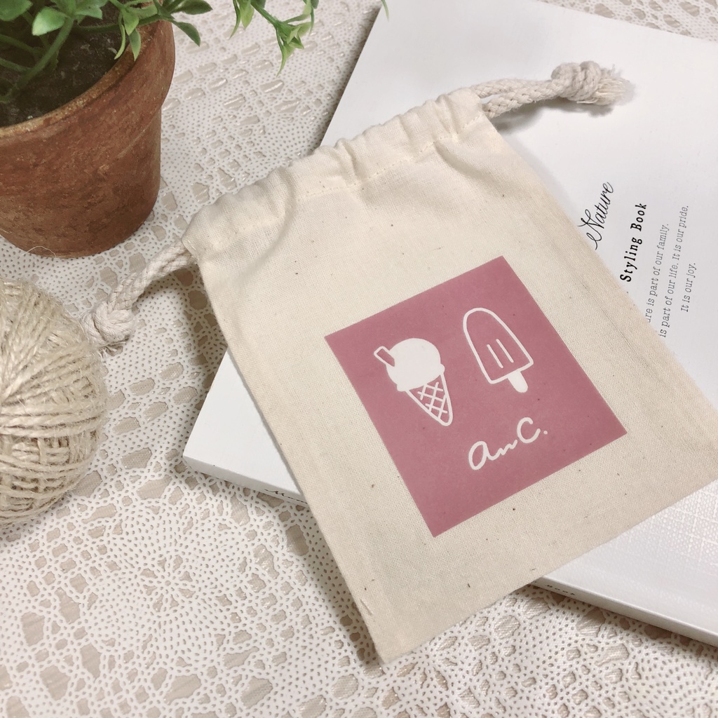 GO 巾着小物入れ