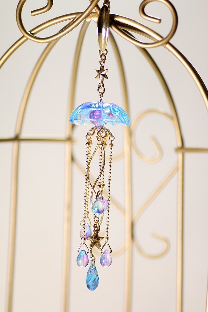 心海イメージクラゲピアス