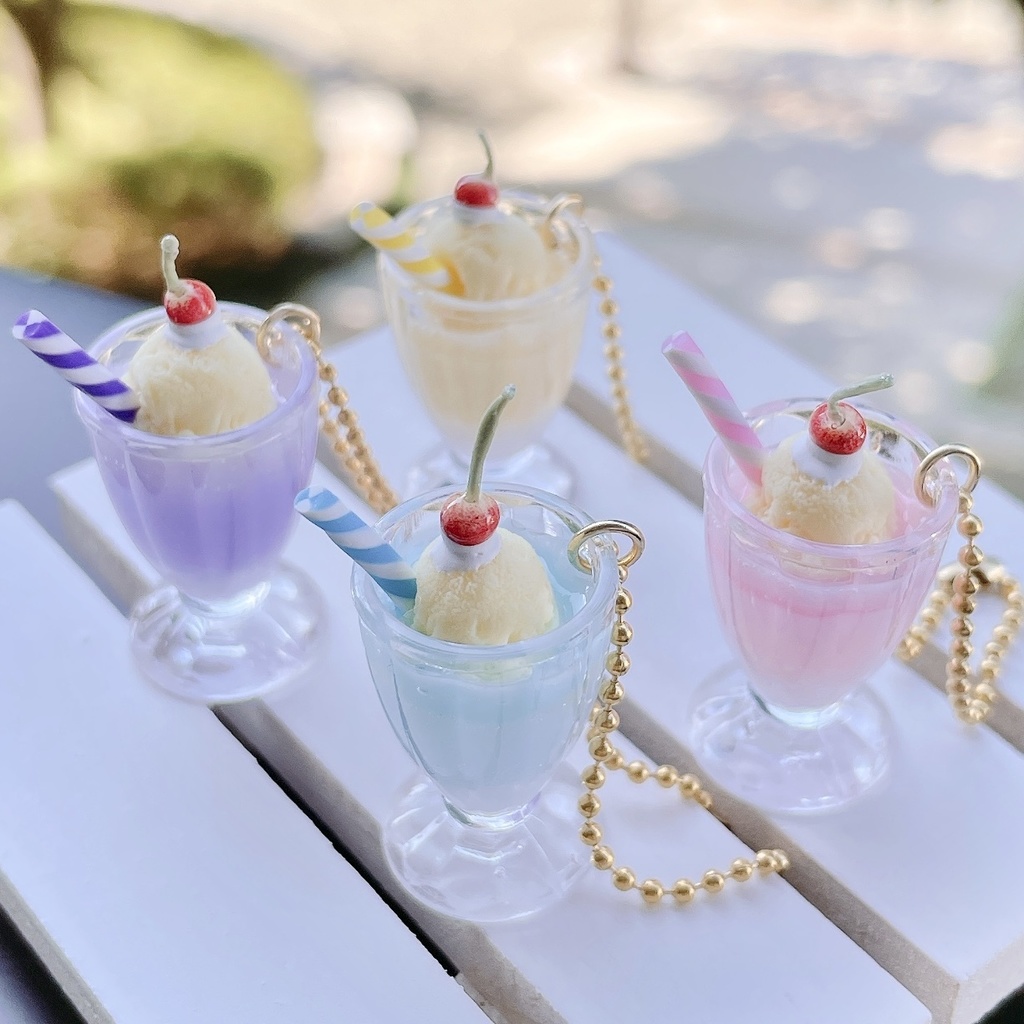 ぬいのクリームソーダポシェット