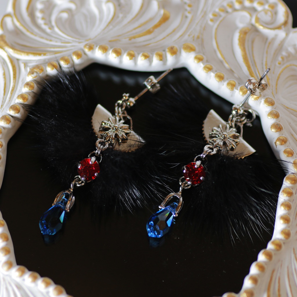 リオセスリイメージピアス