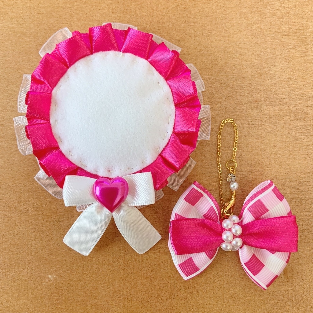 缶バッジロゼット バッグチャーム セット ピンクチェック ハート