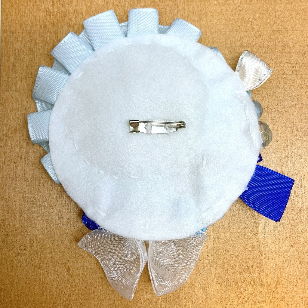 缶バッジロゼット ブルーカラー ローズ ブーケ