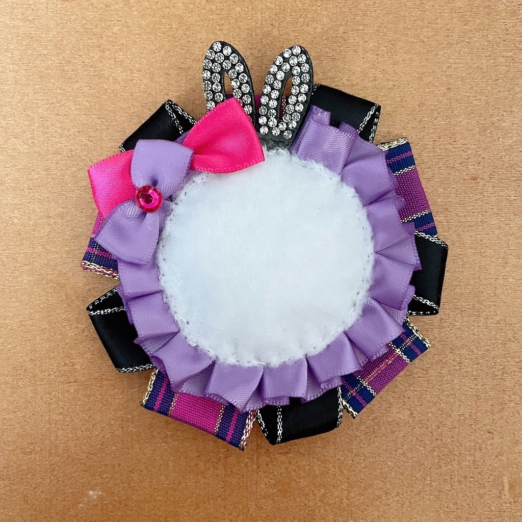 缶バッジロゼット カードケース ピンク チェック ブラックバニー