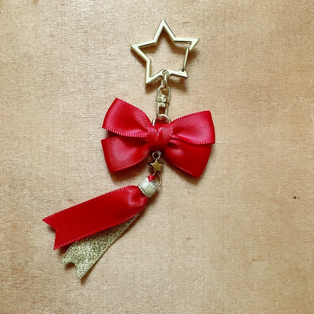 ハンドメイド 缶バッジロゼット 星型ロゼット バッグチャーム レッド 流星セット