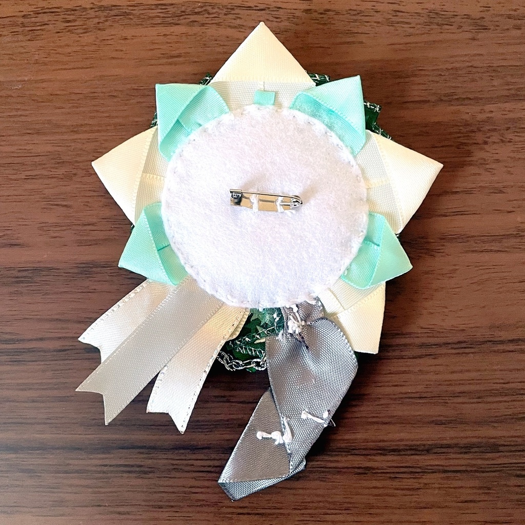 星型 缶バッジロゼット グリーン × シルバー スター