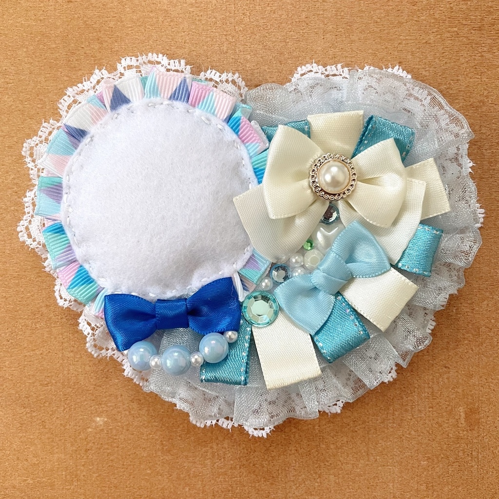 ハート型缶バッジロゼット カードケース ブルー ホワイト パール セット