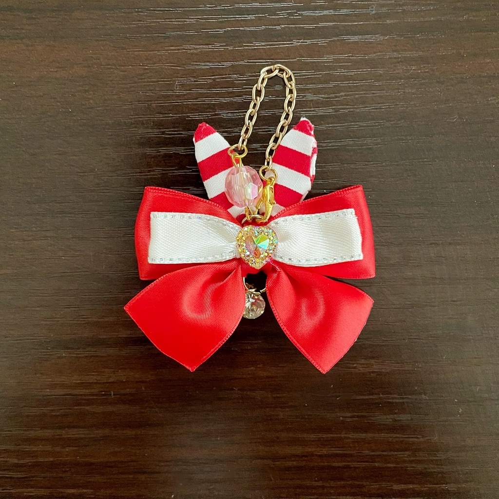 うさ耳缶バッジロゼット バッグチャーム レッド ボーダー ハート セット