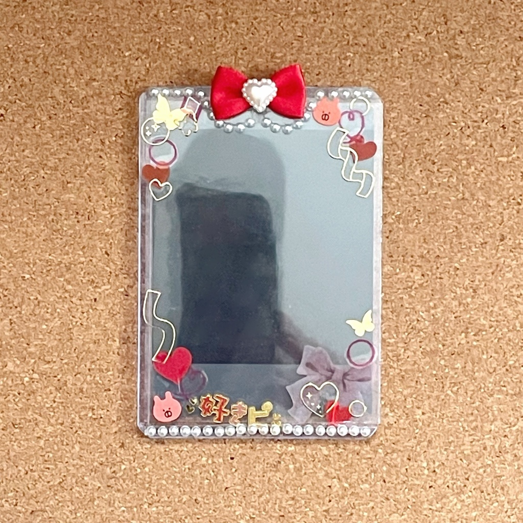 キーホルダー付けられる ハート型缶バッジロゼット カードケース レッドストロベリー