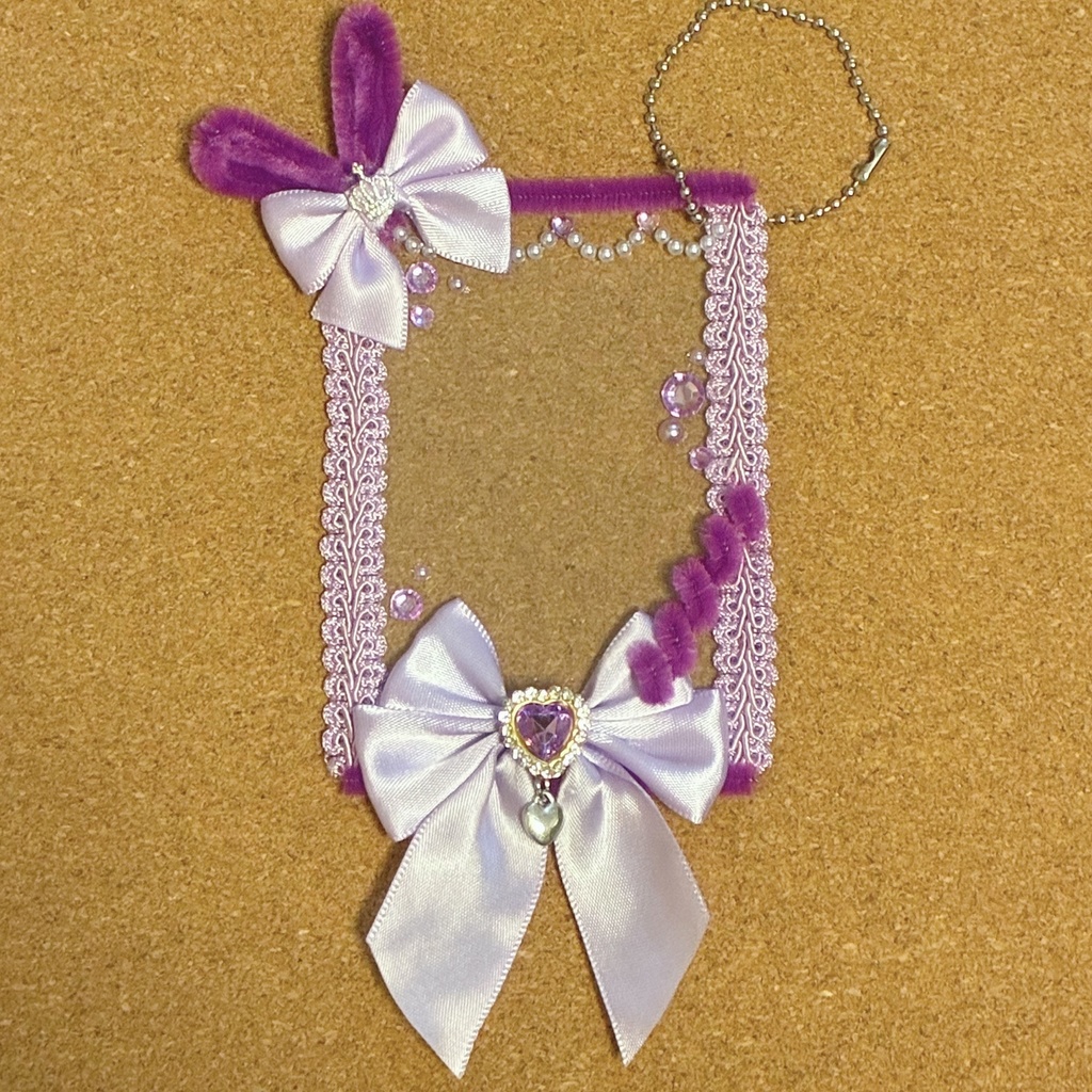 キーホルダーもつけられる バッジロゼット 硬質ケース パープル うさ耳 セット