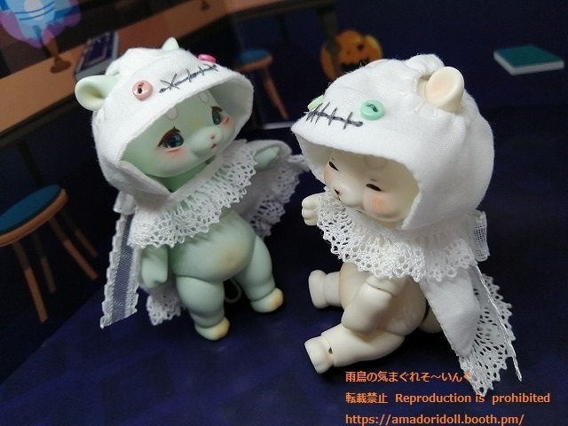 おみみがだせるおばけフードケープ