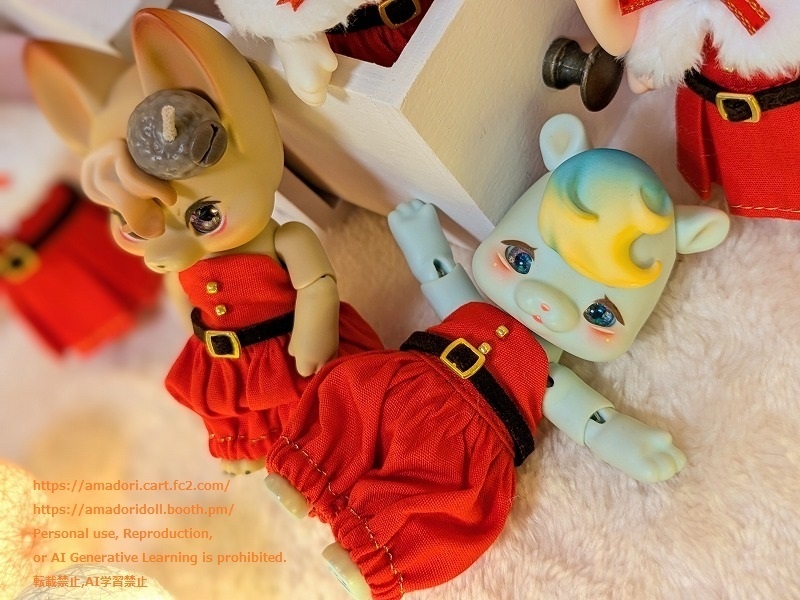 ちいさなサンタさんのふく