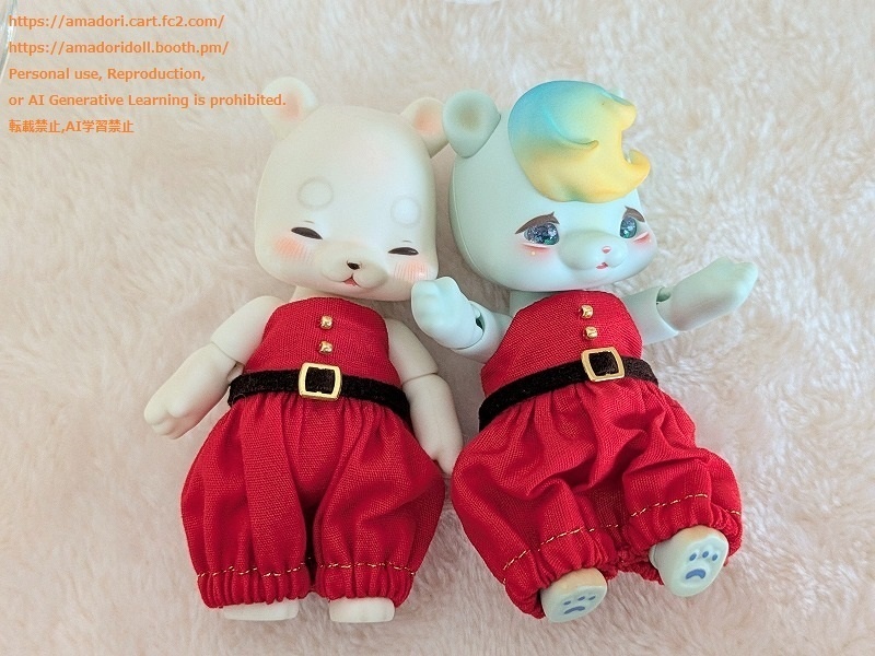 ちいさなサンタさんのふく