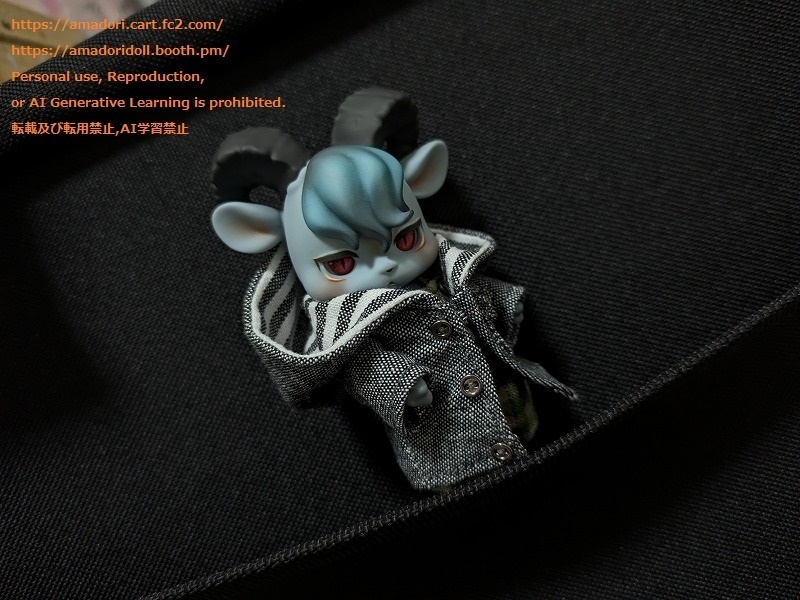 大きなフードのコート