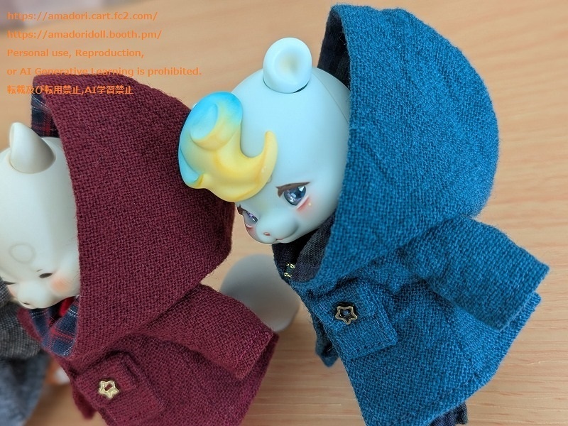 大きなフードのコート