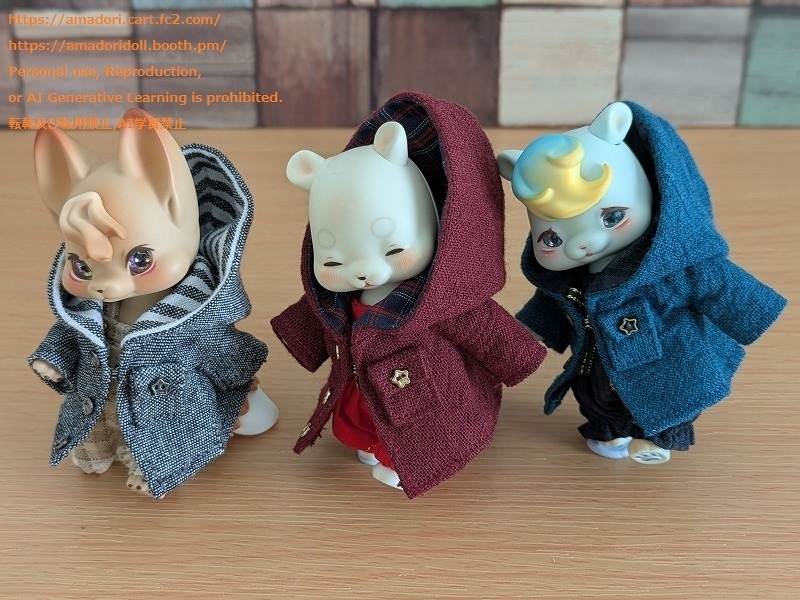 大きなフードのコート