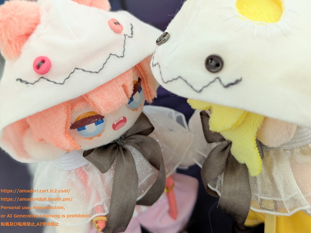 おみみがだせるおばけフードケープ