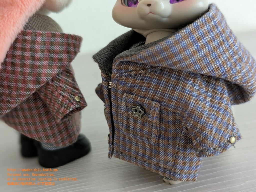 大きなフードのコート