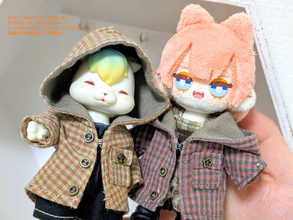 大きなフードのコート