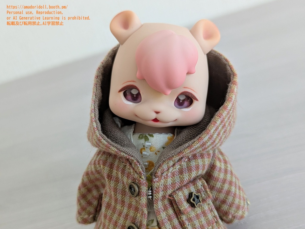 大きなフードのコート