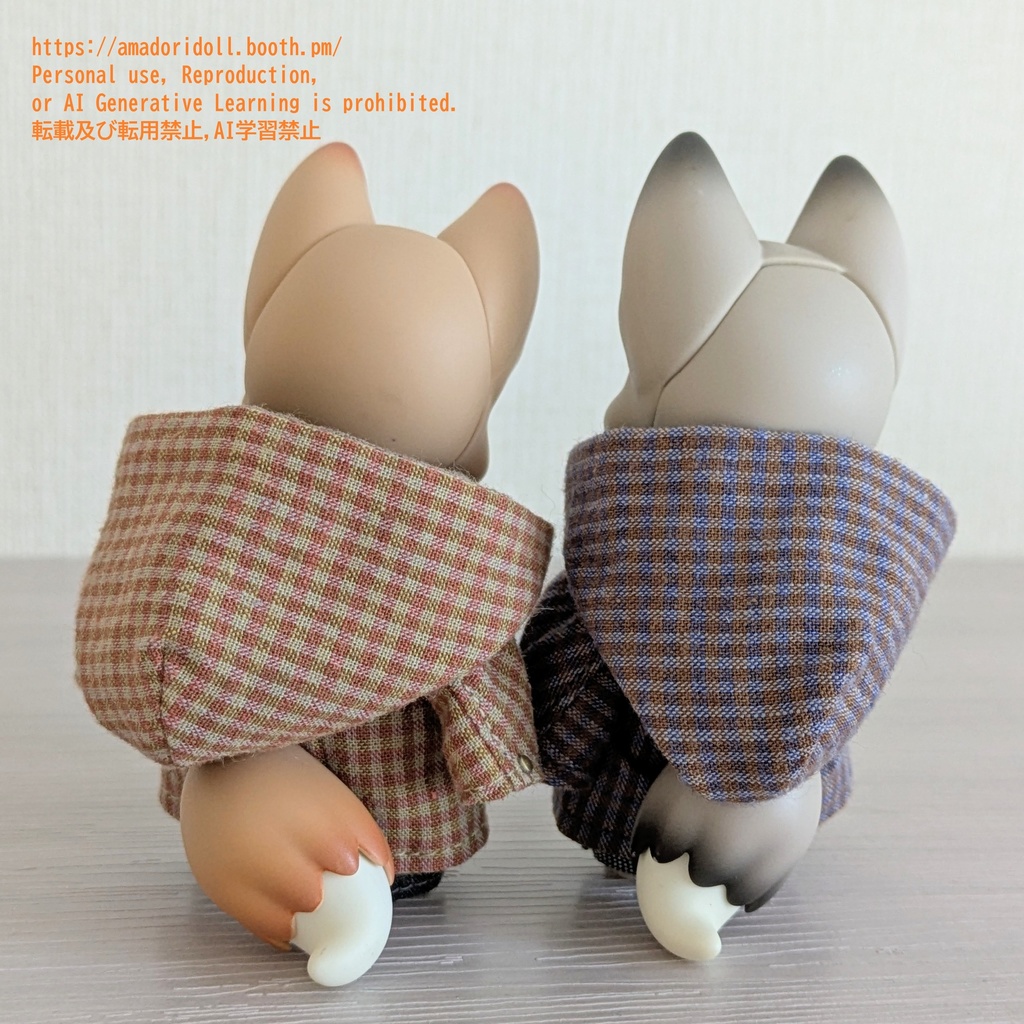 大きなフードのコート