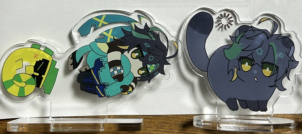 アクスタ4個セット