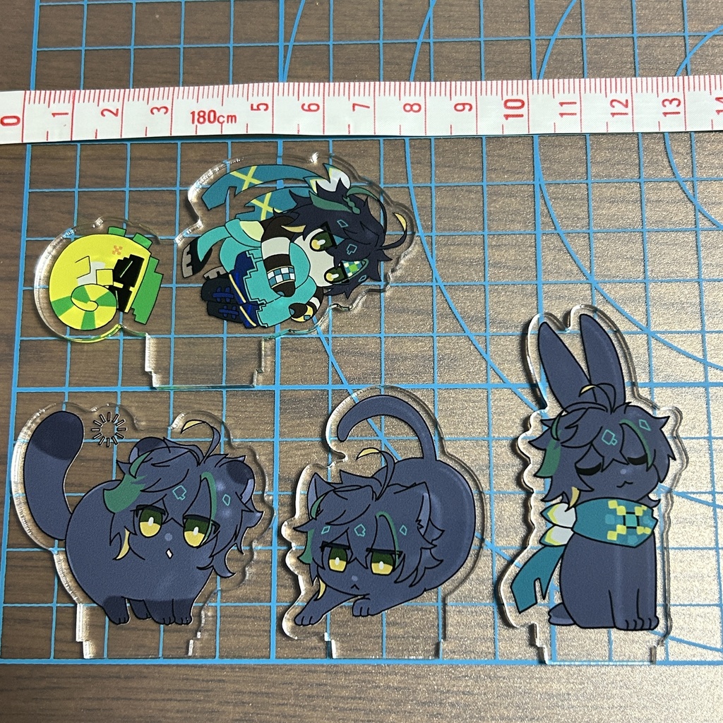 アクスタ4個セット