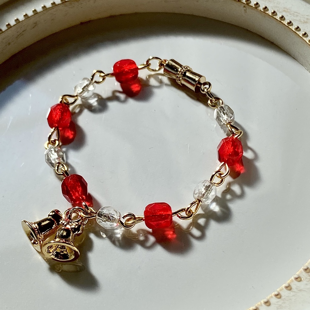 11/16 21時〜 クリスマスを待ちわびるネックレス