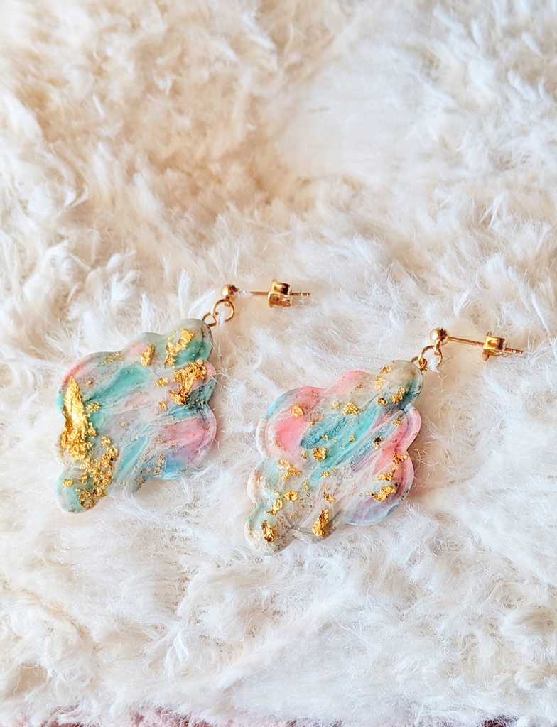 ピアス ～彩雲～
