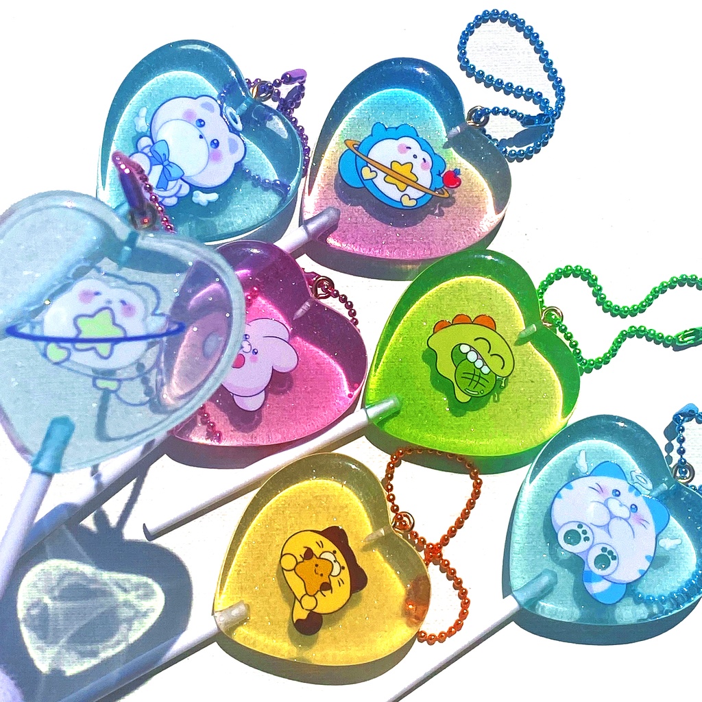 【ランダムくじ】ペロペロキャンディ風キーホルダー 全7種類